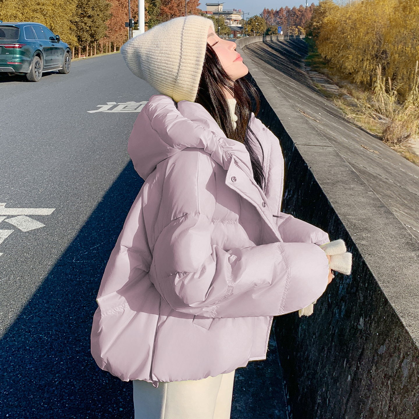 巨好看的短款羽绒服云朵泡芙外套