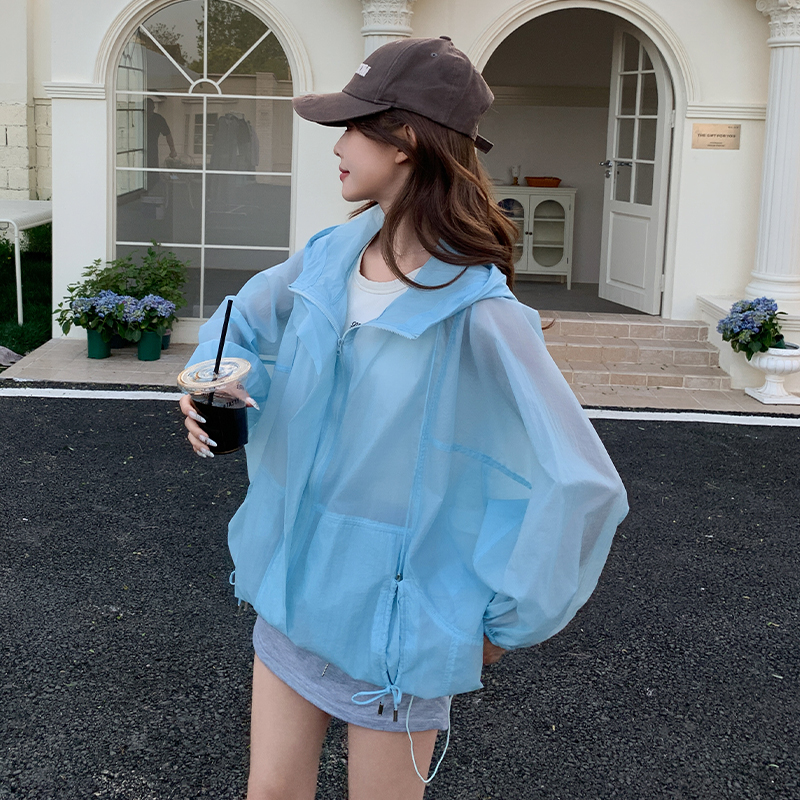 洋气别致好看薄款连帽外套女士2024夏季新款小个子宽松显瘦防晒衣