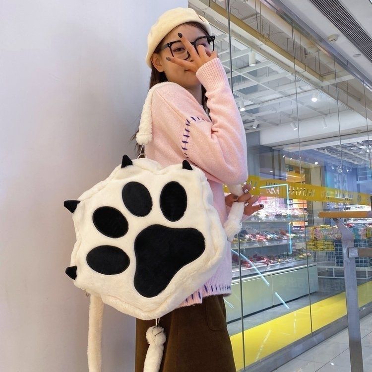 原创日系可爱猫爪毛绒大容量痛包
