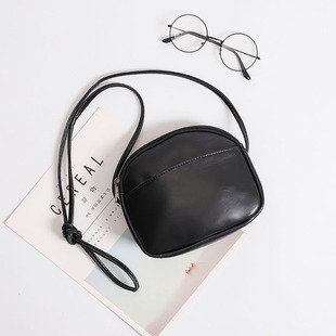 ins小众设计高级洋气软皮包学生小包女迷你百搭简约单肩斜挎包包
