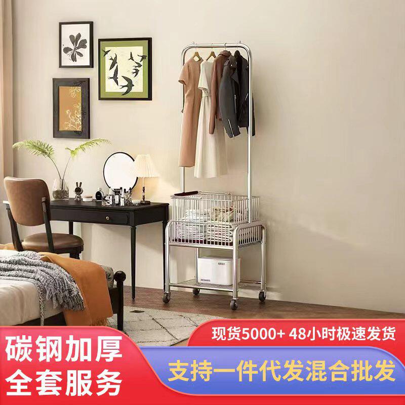 衣架卧室中古风挂衣架带提手脏衣篓篮可移动晾衣服置物架万向轮