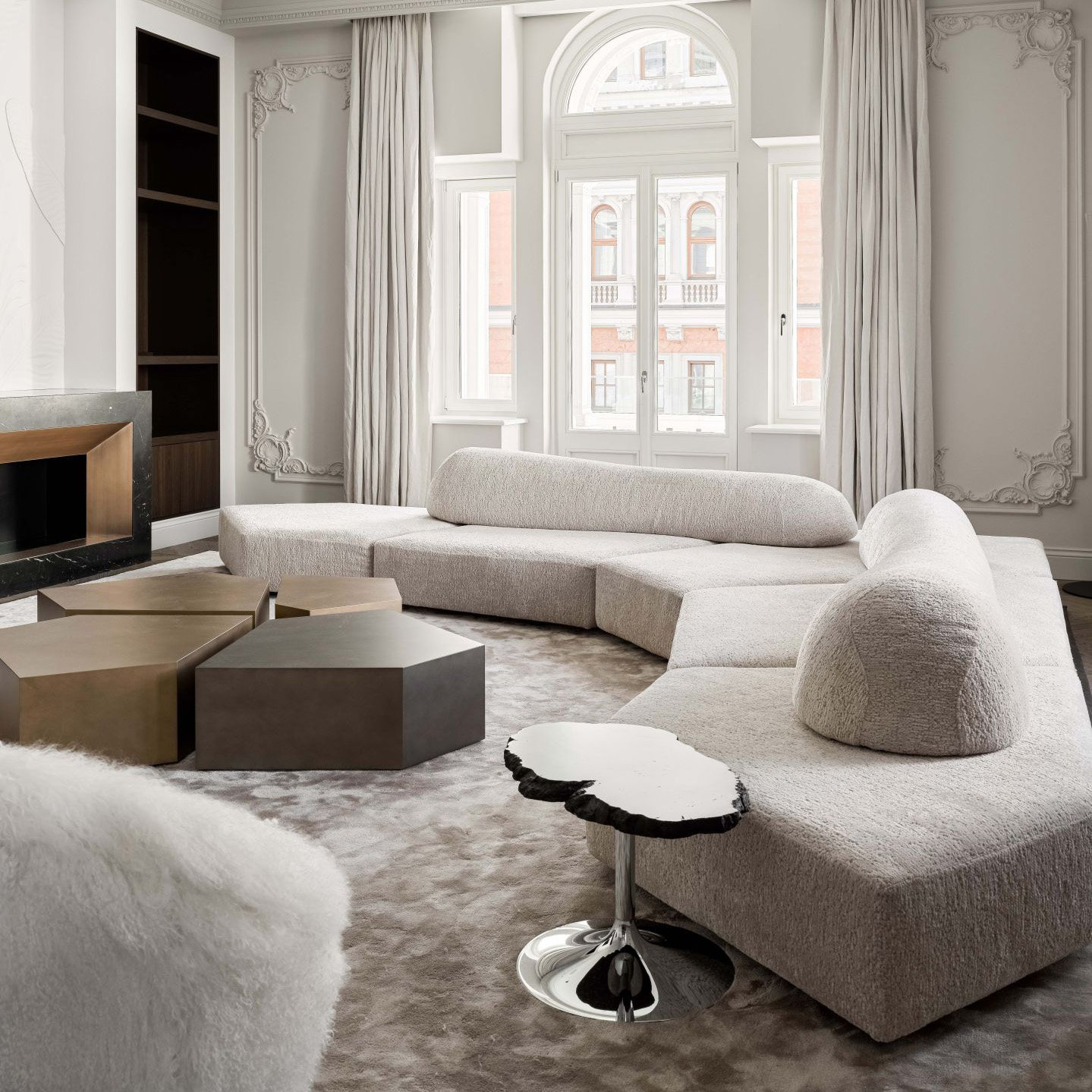 设计师异形岩石布艺沙发客厅2026年新款现代简约侘寂风别墅大户型