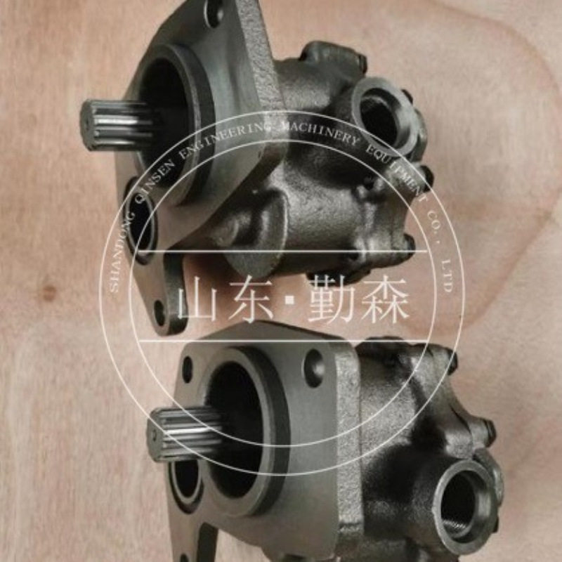 推土机配件   各种型号齐全  D85EX-15  齿轮泵   154-61-72211