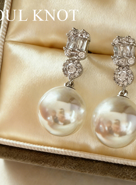 SOUL KNOTT经典戴妃款施家澳白珍珠镶钻耳钉小众轻奢高级感耳饰女