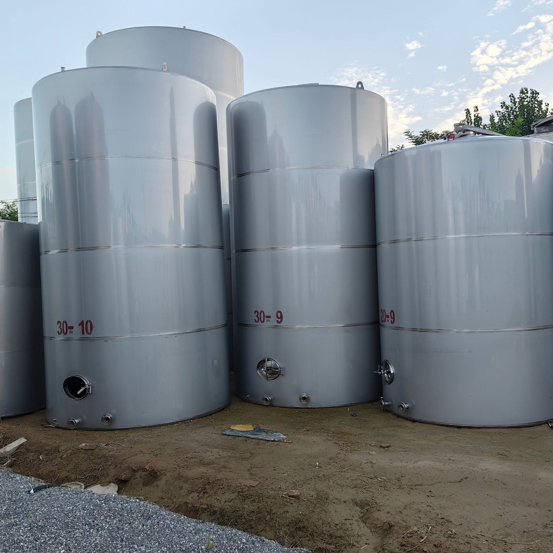20立方不锈钢储罐 不锈钢植物油储罐 20吨储水罐