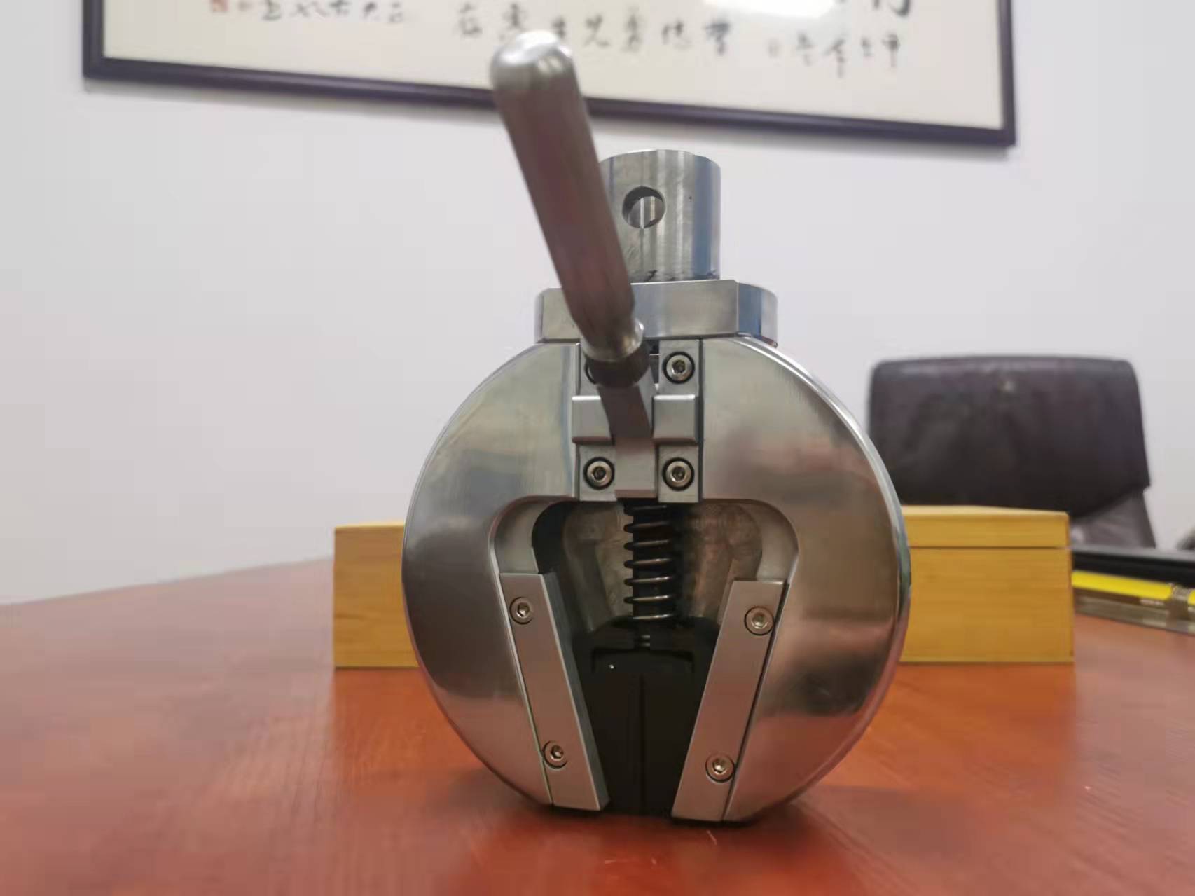 万能材料试验机楔形夹具 万能拉力试验机机楔形夹具图片