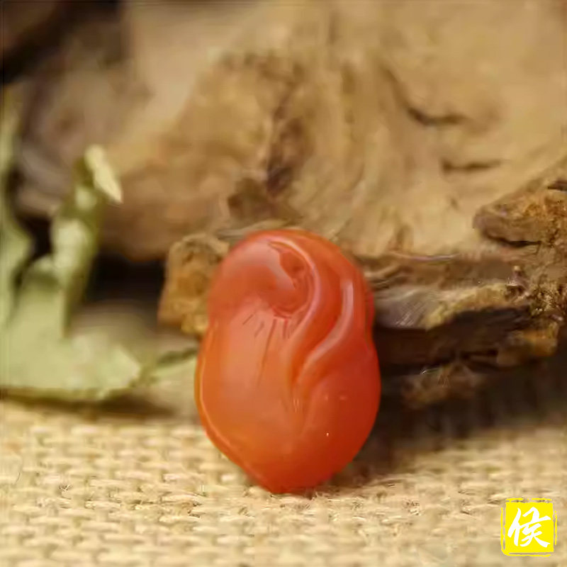 自然云南保山南红玛瑙寿桃挂件吊坠文玩无优化长寿祝福礼品挂坠