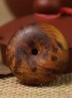 太行崖柏平安扣满瘤疤吊坠