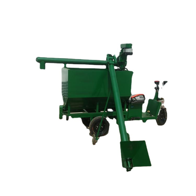 电动喂料车猪场车载式上料车 养猪牛羊给料机 定制饲喂设备