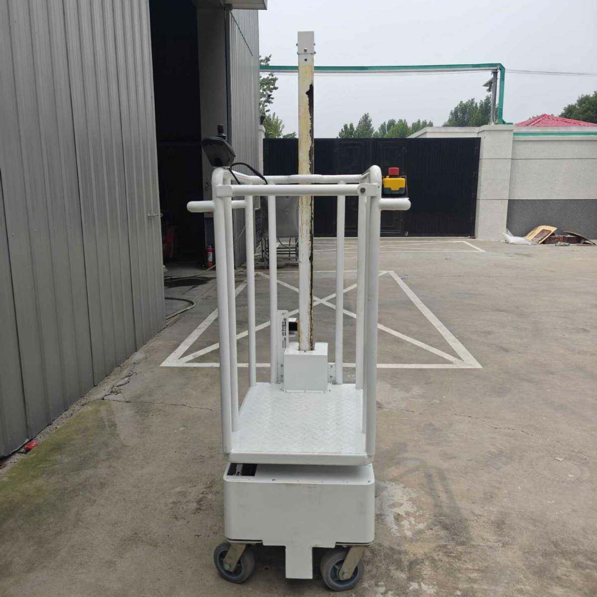 电动升降舍内观察车仓储物流升降取货鸡舍观察车养殖场商场登高车