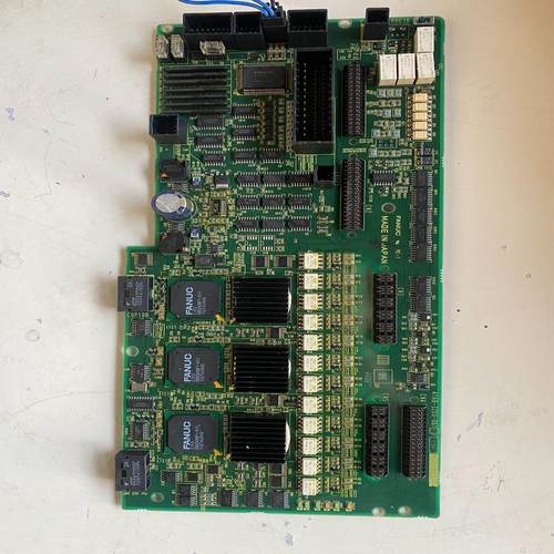 A16B-3200-061发那科机器人驱动主板，成色新