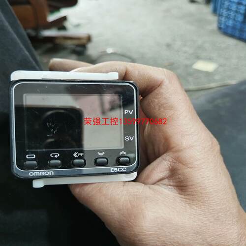 【荣强工控】欧姆龙温控器E5CC-QX2ASM-800（4个）