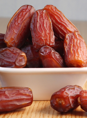 椰枣帝王大颗粒黑椰枣新疆特产伊拉克阿联酋迪拜产原味精品大椰枣