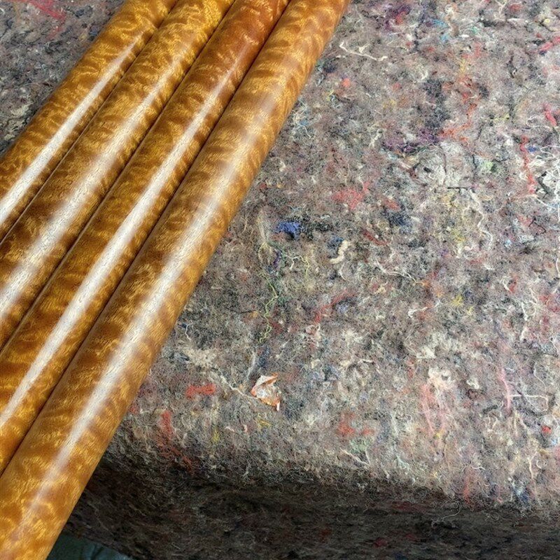 精品穿透龙胆纹金丝花梨木料花梨木把玩棍健身棍武术棍120长3.2