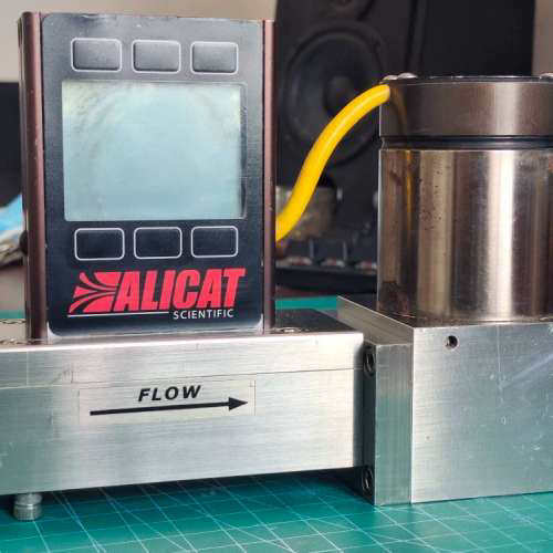 议价21-1-01-1-100-DS+KM2010Alicat气体流量计MC-100SLM-D