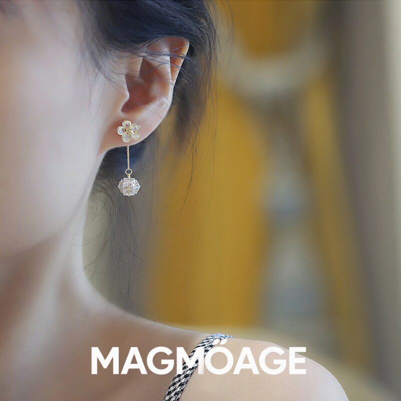 法国MAGMOAGE长款雏菊耳钉