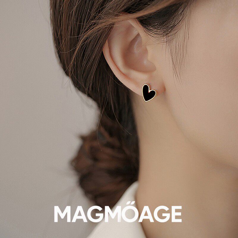法国【设计师】MAGMOAGE小巧爱心蚊香盘耳夹?轻奢小众设计感耳环