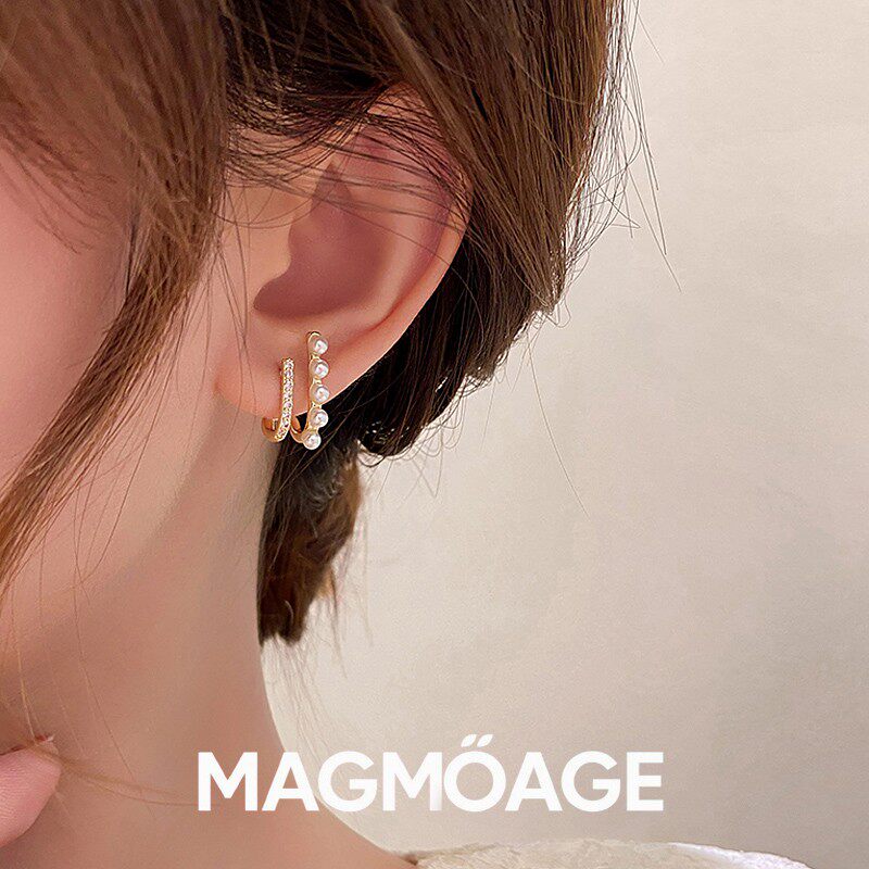 MAGMOAGE金色双层珍珠几何耳环