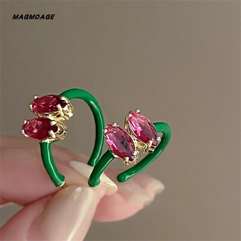 MAGMOAGE青梨醉葡萄复古撞色耳环