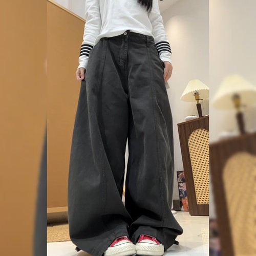 高腰宽松百搭深灰色牛仔裤