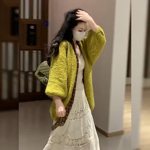 时尚韩系慵懒风绿色毛衣外套