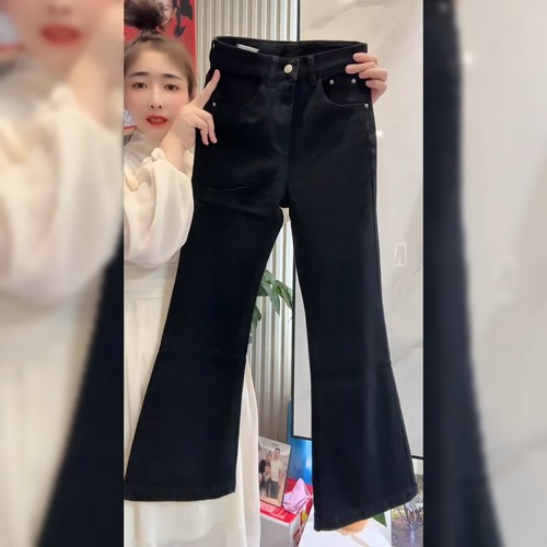 小个子炸街微喇牛仔裤女