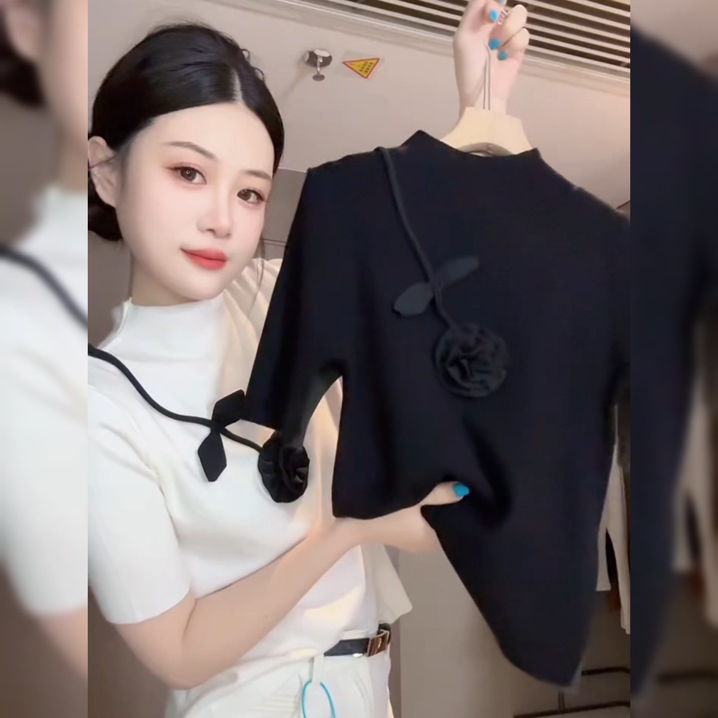 高级感重工立体花朵上衣女秋冬新款小个子时尚修身显瘦短袖打底衫