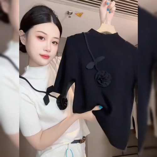 高级感重工立体花朵上衣女