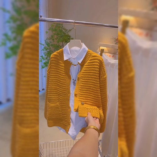 韩系慵懒风姜黄色毛衣外套