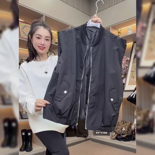 韩系慵懒风黑色马甲上衣女
