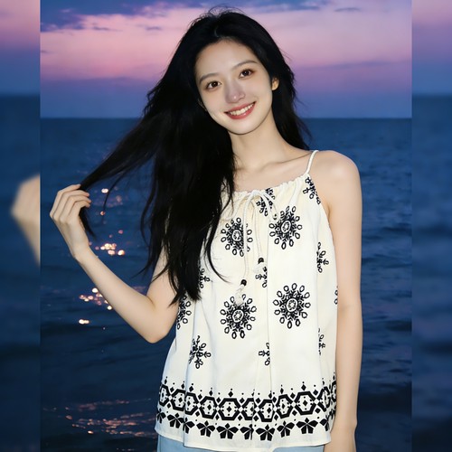 波西米亚风米色挂脖上衣女