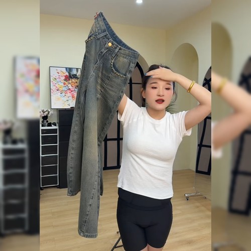 小个子炸街蓝色牛仔裤女