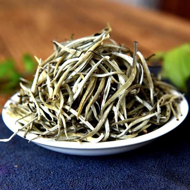 2024年云南白茶 白毫银针 月光白单芽 大白茶散料茶茶叶全芽