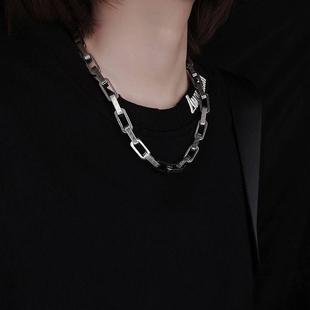 高街男士潮流小雏菊方形项链女ins嘻哈欧美街头个性情侣配饰