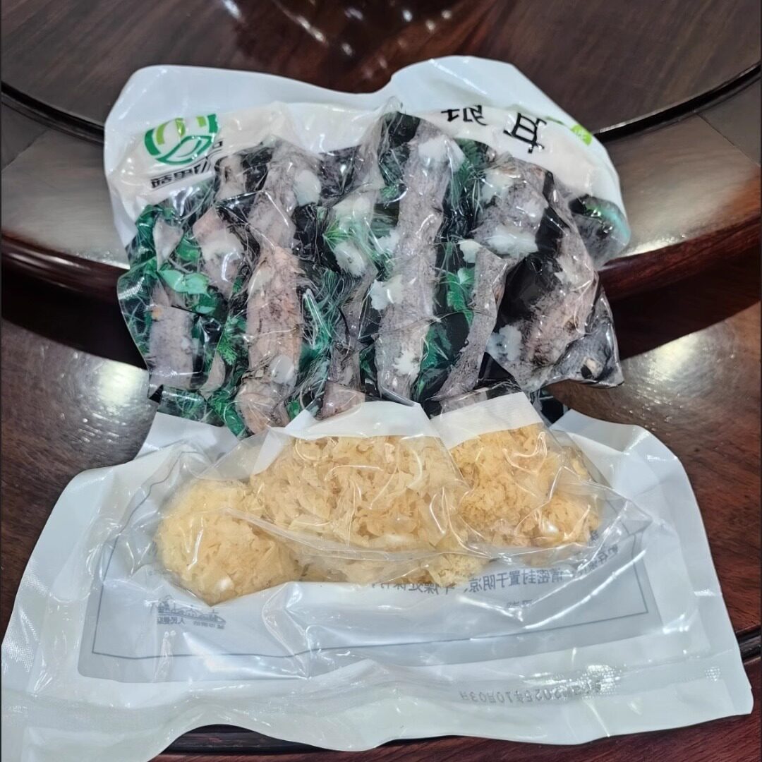 椴木小银耳新鲜干货古田小朵白木糯雪银耳批发百合银耳羹