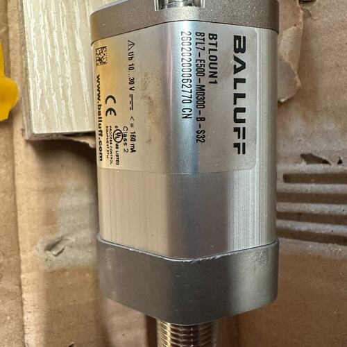 议价巴鲁夫位移传感器 BTL7-E500-M0300-B-S32可维修