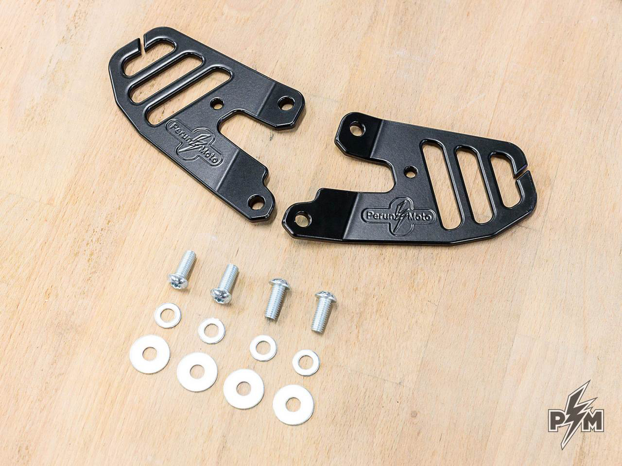 Perunmoto KTM 690 ENDURO /  GASGAS 700 HEEL GUARDS V3