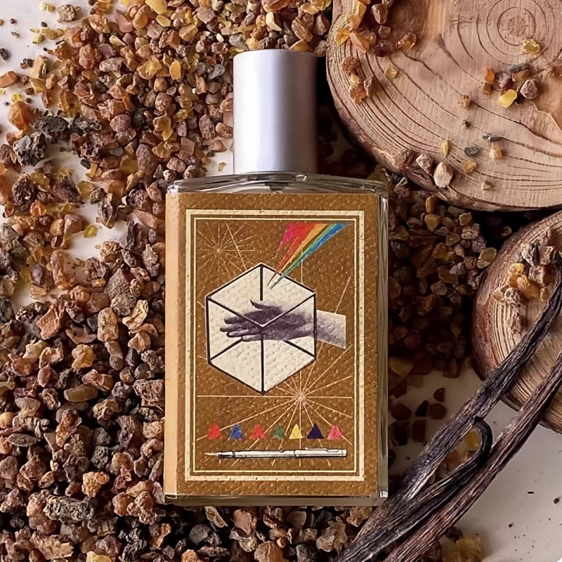 臆想作家坠海香水花坛里的狐狸