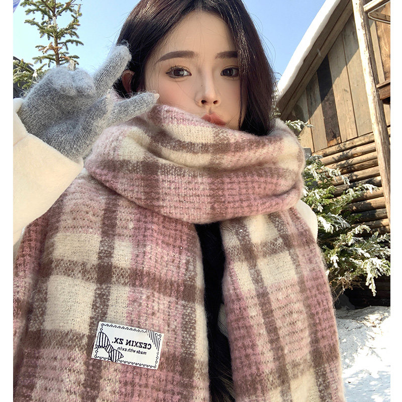 粉色氛围感2025新款格子围巾女韩系高级感冬季学生保暖百搭围脖秋