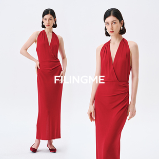 菲埃琳FILINGME 连衣裙 25秋冬醋酸针织收腰显瘦挂脖围裹式