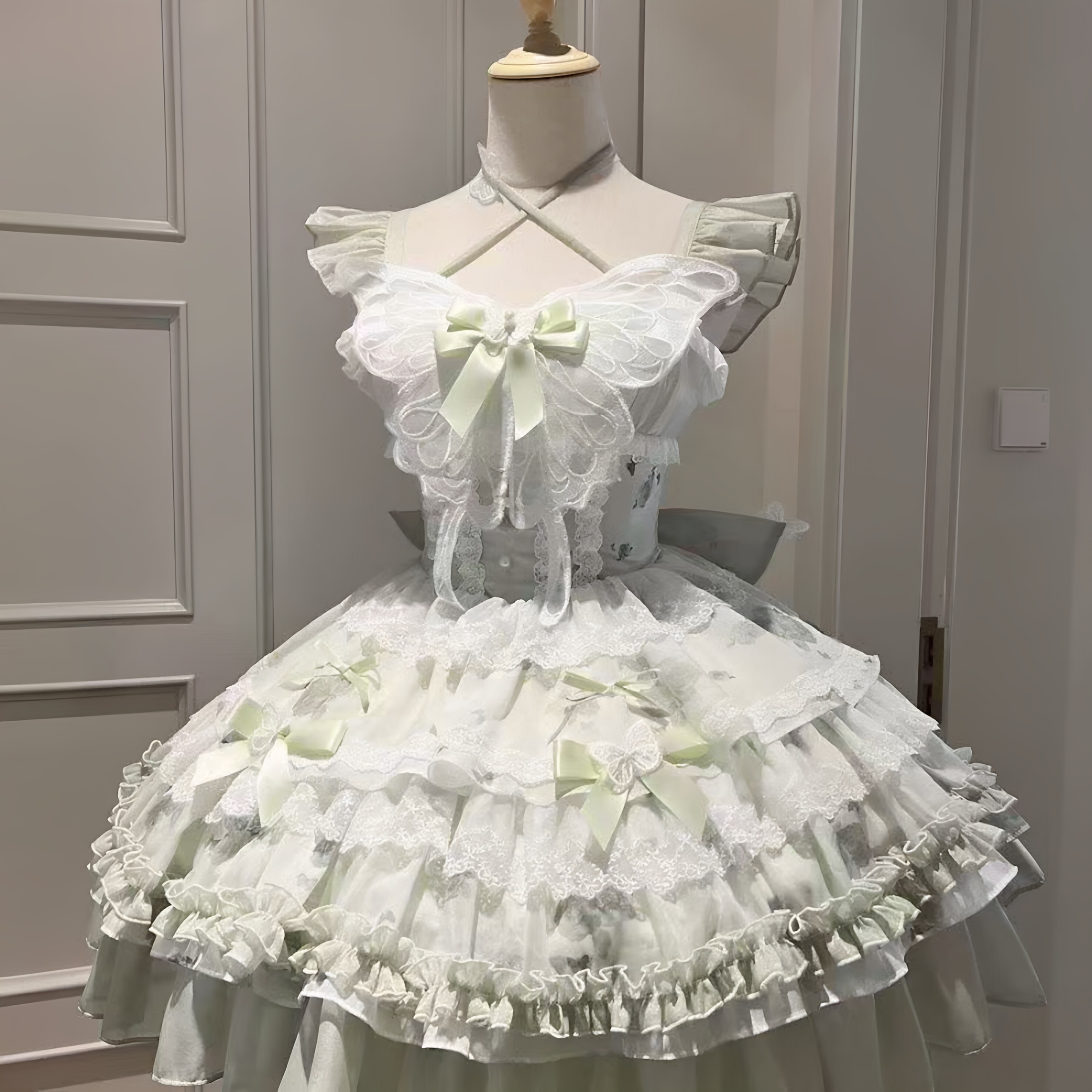 花期之约白绿色蝴蝶夏超仙礼服图片