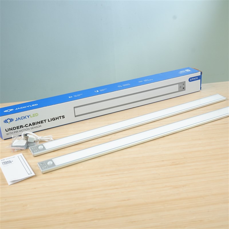 老美!人体感应橱柜灯LED充电智能酒柜衣柜自粘磁吸无线夜灯