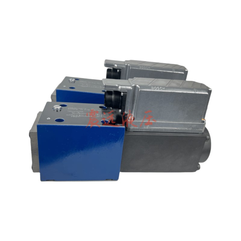 液压比例阀5WRPE10F1B70L-2X/G24K0/B5M(0811402114)换向伺服阀