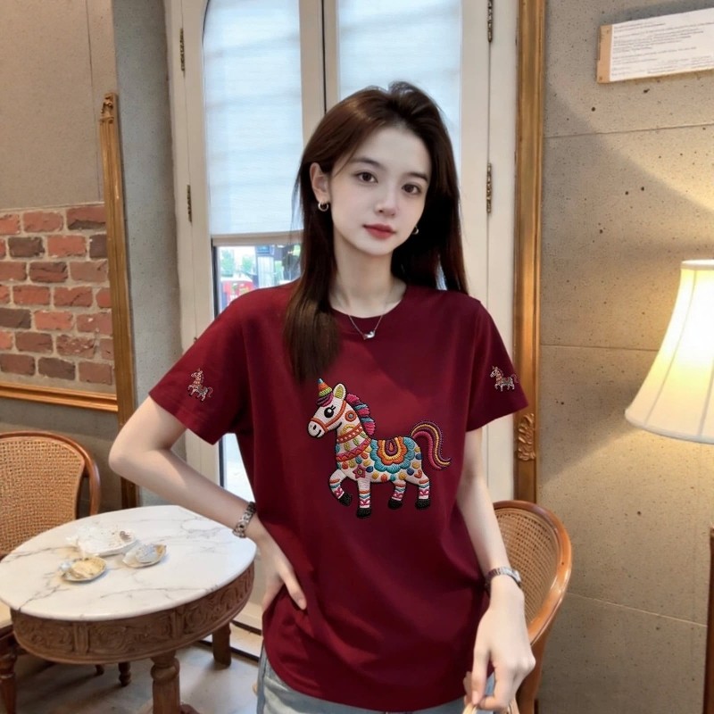 2026新款马年酒红色正肩短袖t恤女时尚洋气过年穿搭遮肉显瘦上衣,女装/女士精品,T恤,淘宝优惠券,粉丝福利购,淘宝优惠卷