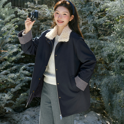 时然大码仿羊羔毛领棉服