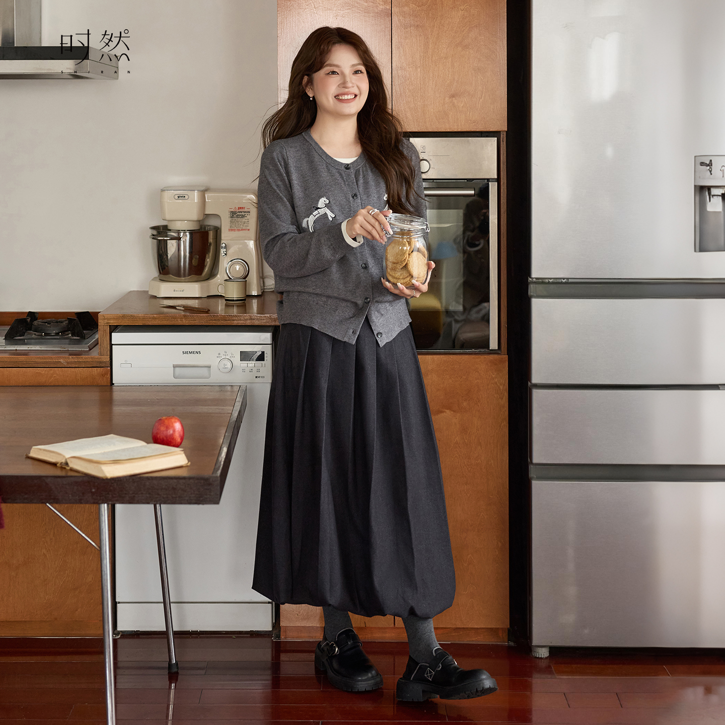 时然大码绝美半身裙显瘦