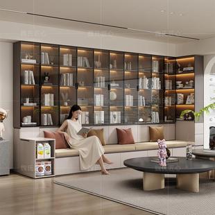 书柜卡座一体整墙客厅沙发满墙书架背景墙组合储物柜玻璃门展示柜