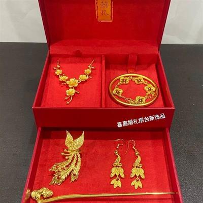 订婚六样礼盒订婚六金仿真首饰摆台套装两层礼盒精工首饰高级金店