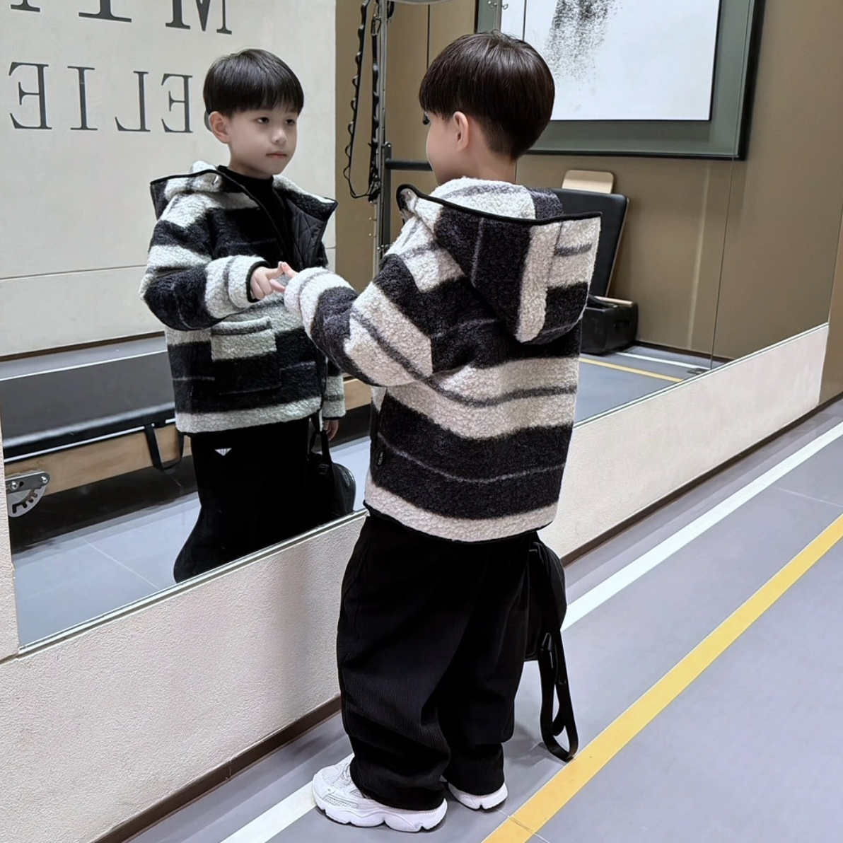 男童冬季加厚保暖呢大衣2025新款秋冬儿童中大童小男孩毛呢外套潮