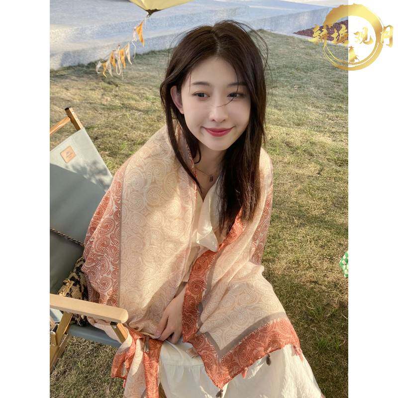 围巾女春秋夏季空调披肩海边沙滩百搭防晒纱巾护脖保暖棉麻丝巾